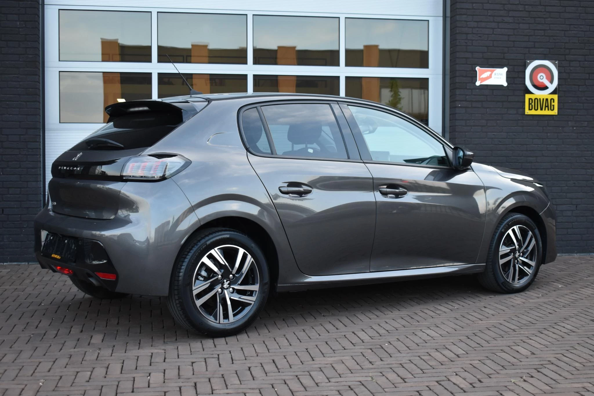 Hoofdafbeelding Peugeot 208