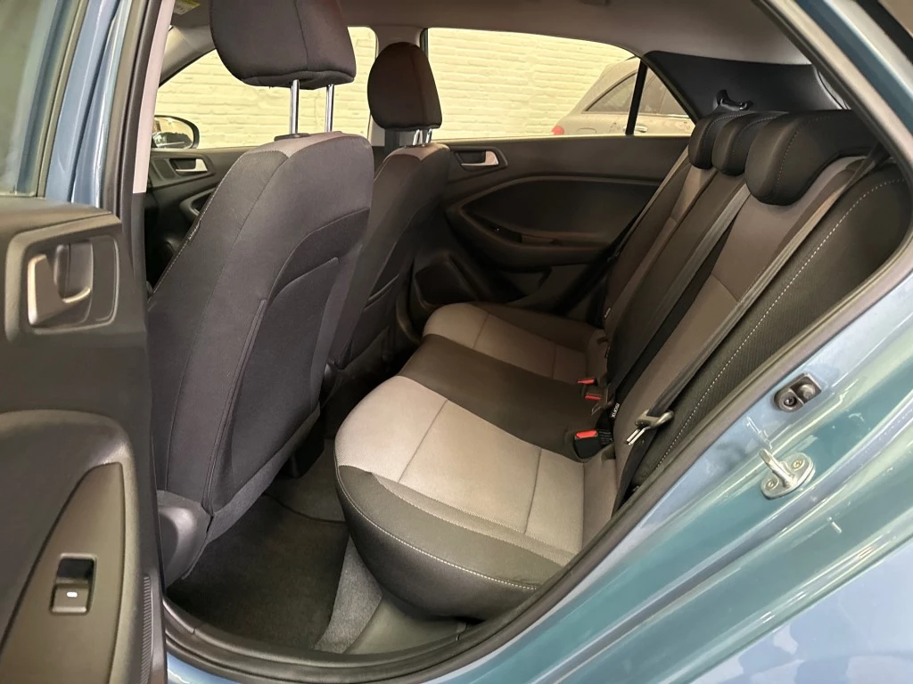 Hoofdafbeelding Hyundai i20