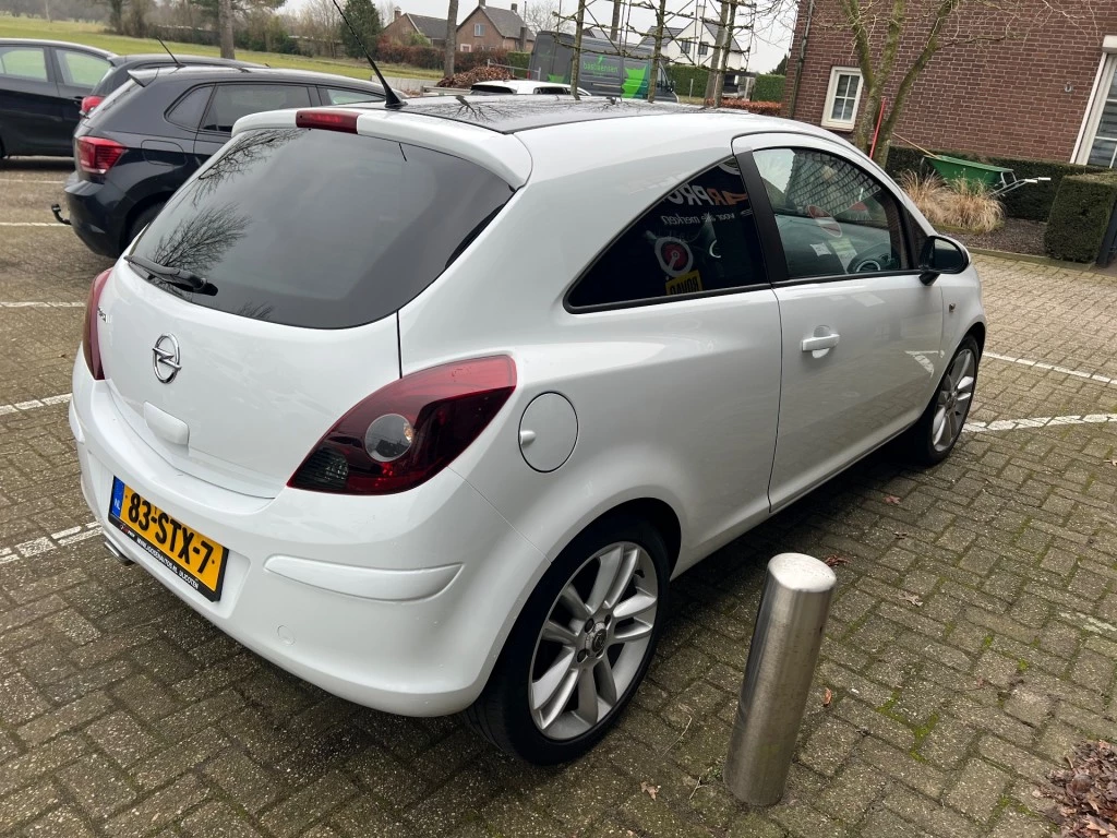 Hoofdafbeelding Opel Corsa