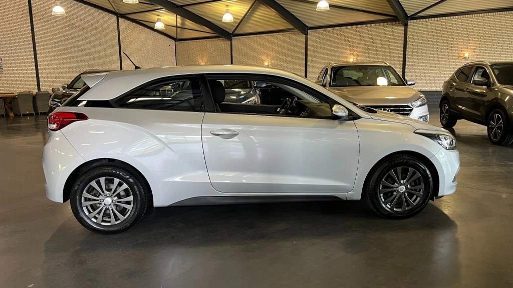 Hoofdafbeelding Hyundai i20