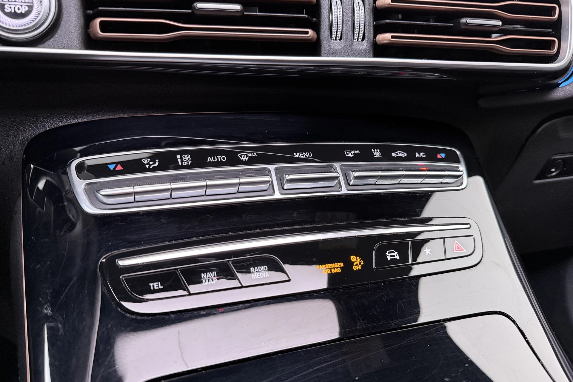 Hoofdafbeelding Mercedes-Benz EQC