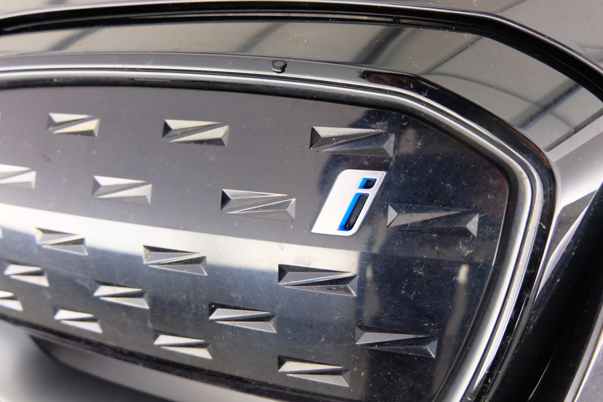 Hoofdafbeelding BMW iX3