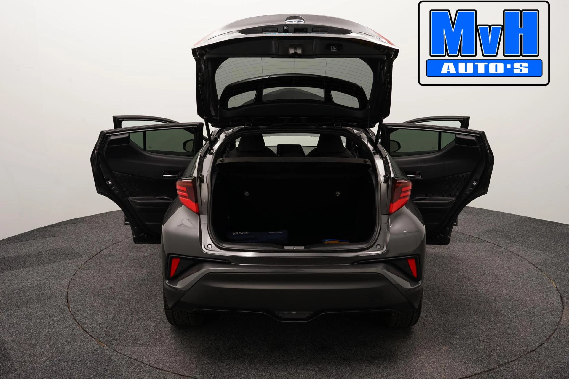 Hoofdafbeelding Toyota C-HR