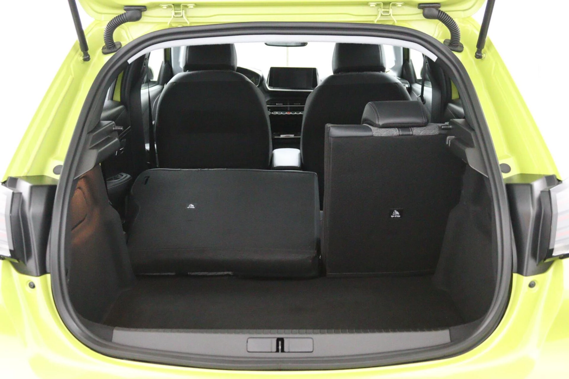 Hoofdafbeelding Peugeot e-208