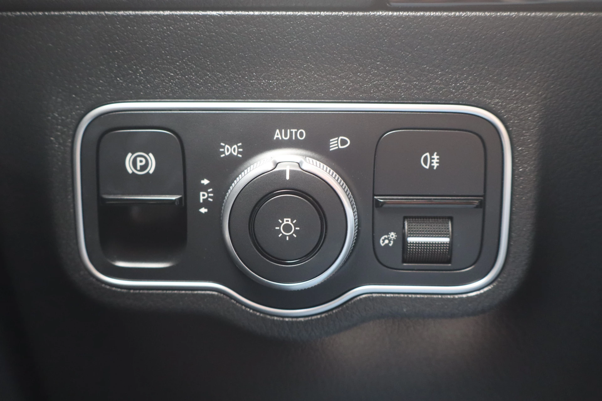 Hoofdafbeelding Mercedes-Benz EQA