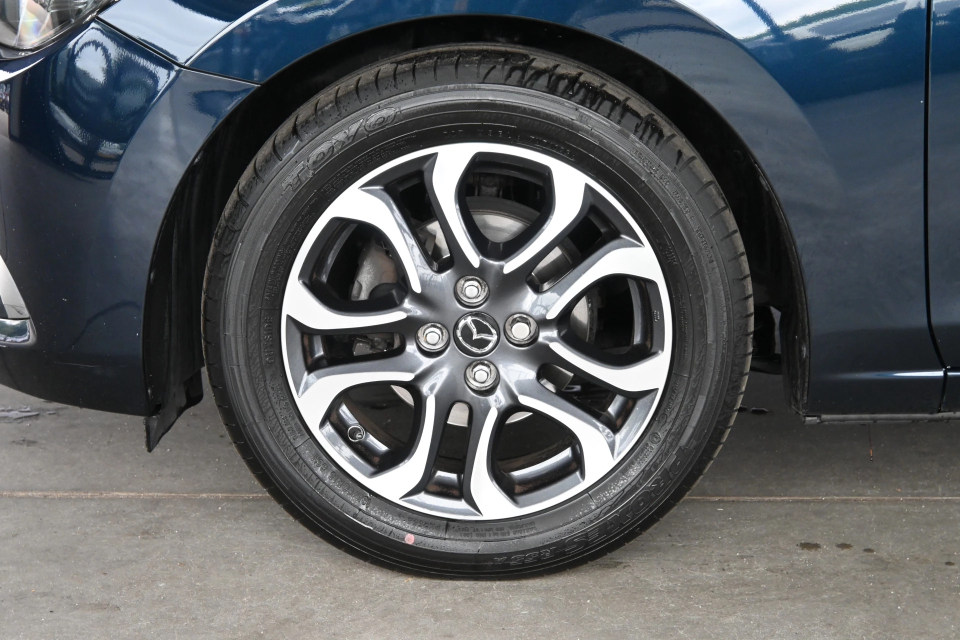 Hoofdafbeelding Mazda 2