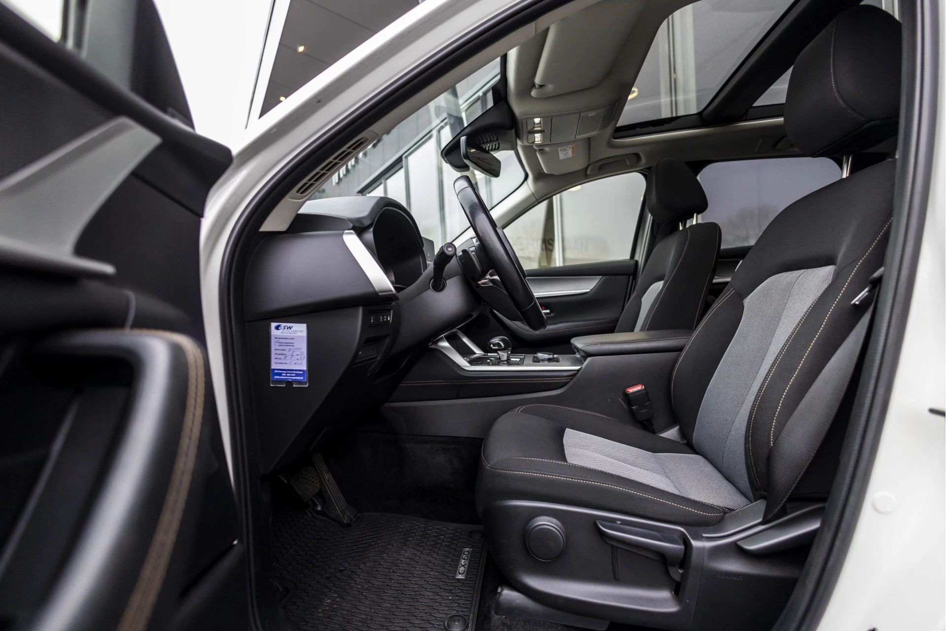 Hoofdafbeelding Mazda CX-60