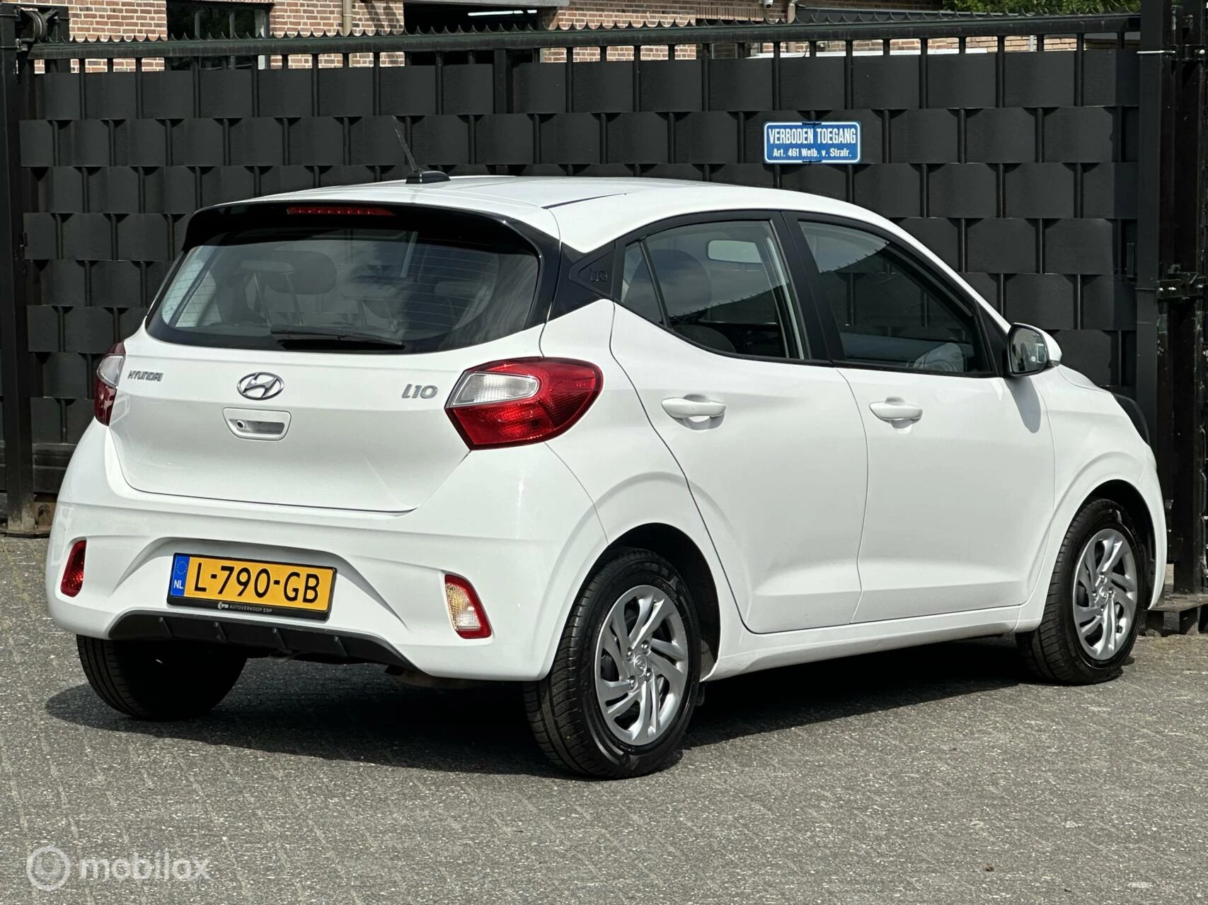 Hoofdafbeelding Hyundai i10