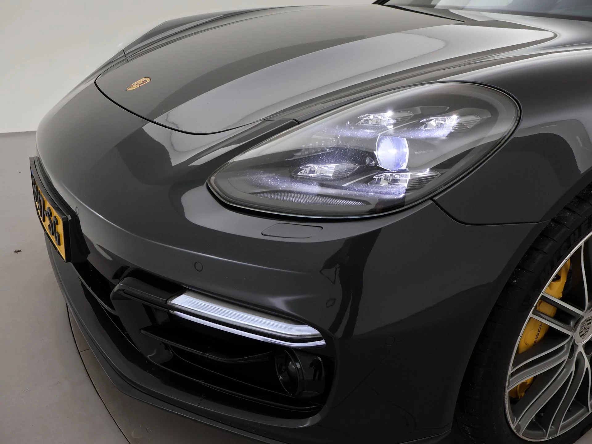 Hoofdafbeelding Porsche Panamera