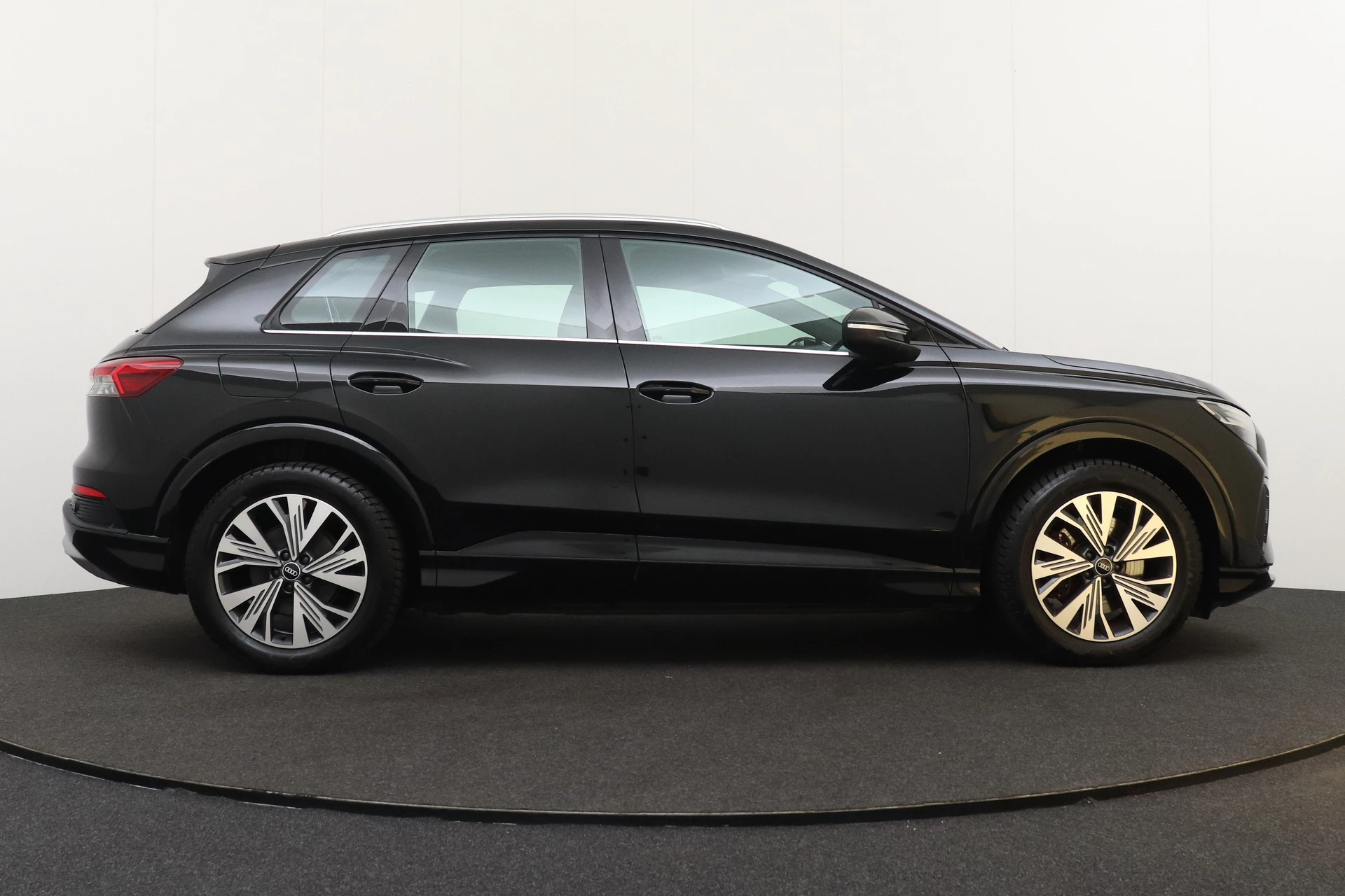 Hoofdafbeelding Audi Q4 e-tron