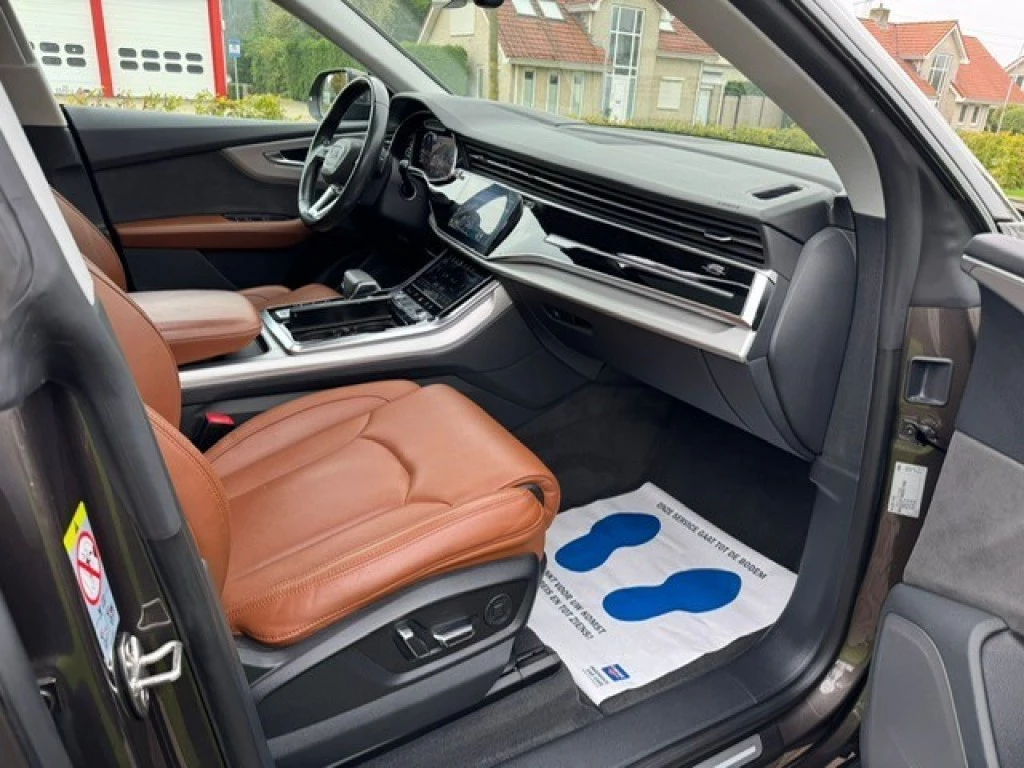 Hoofdafbeelding Audi Q8