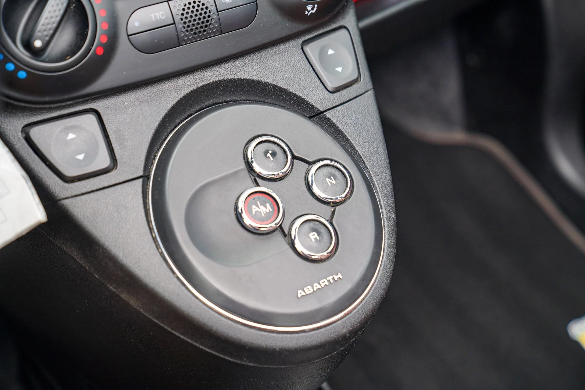 Hoofdafbeelding Fiat 500C