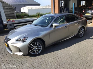 Hoofdafbeelding Lexus IS Lexus IS 300h Hybrid Bus. Line./ BTW auto/Nieuwstaat/NL auto
