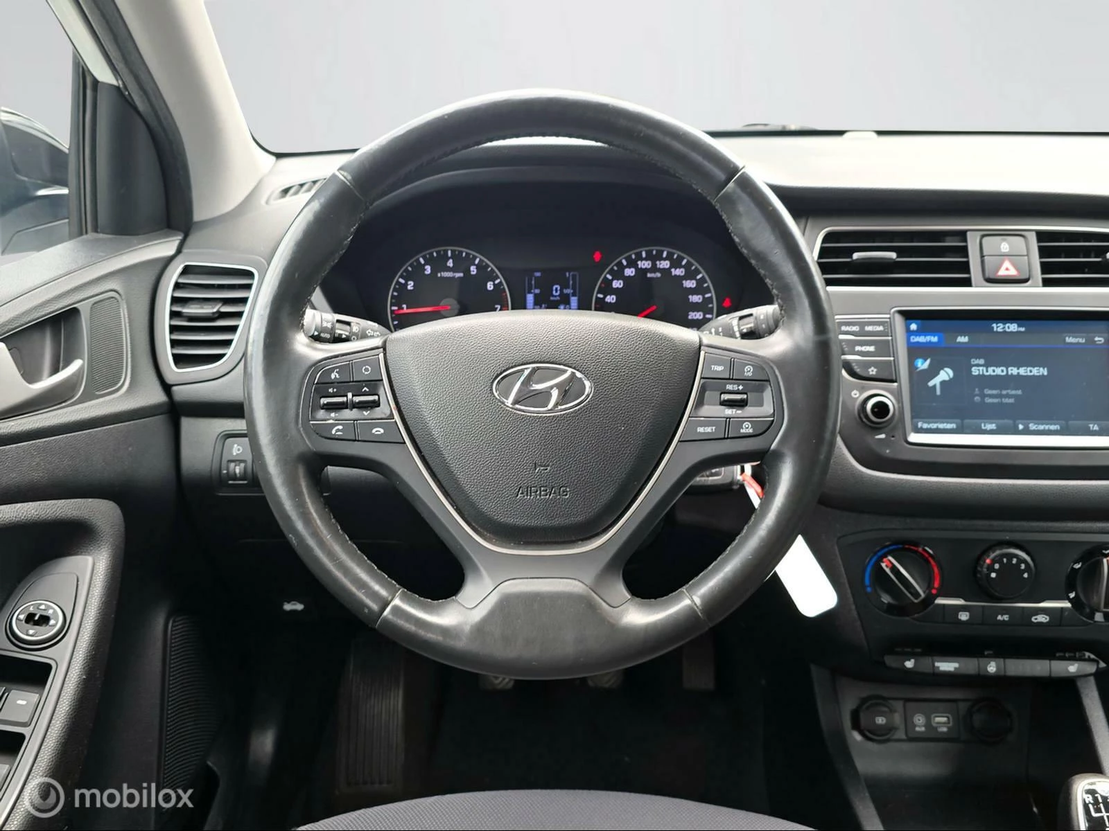 Hoofdafbeelding Hyundai i20