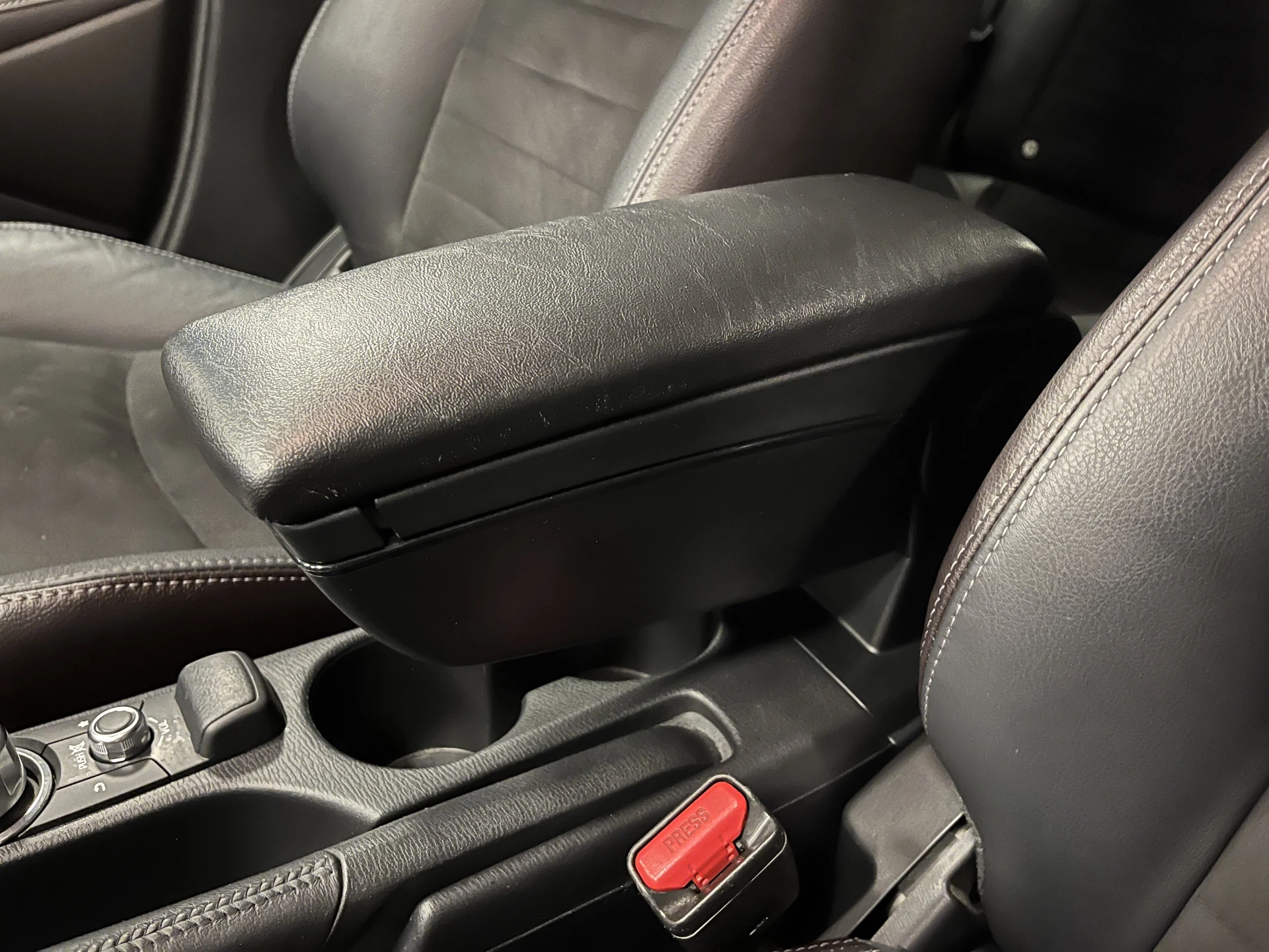 Hoofdafbeelding Mazda 2