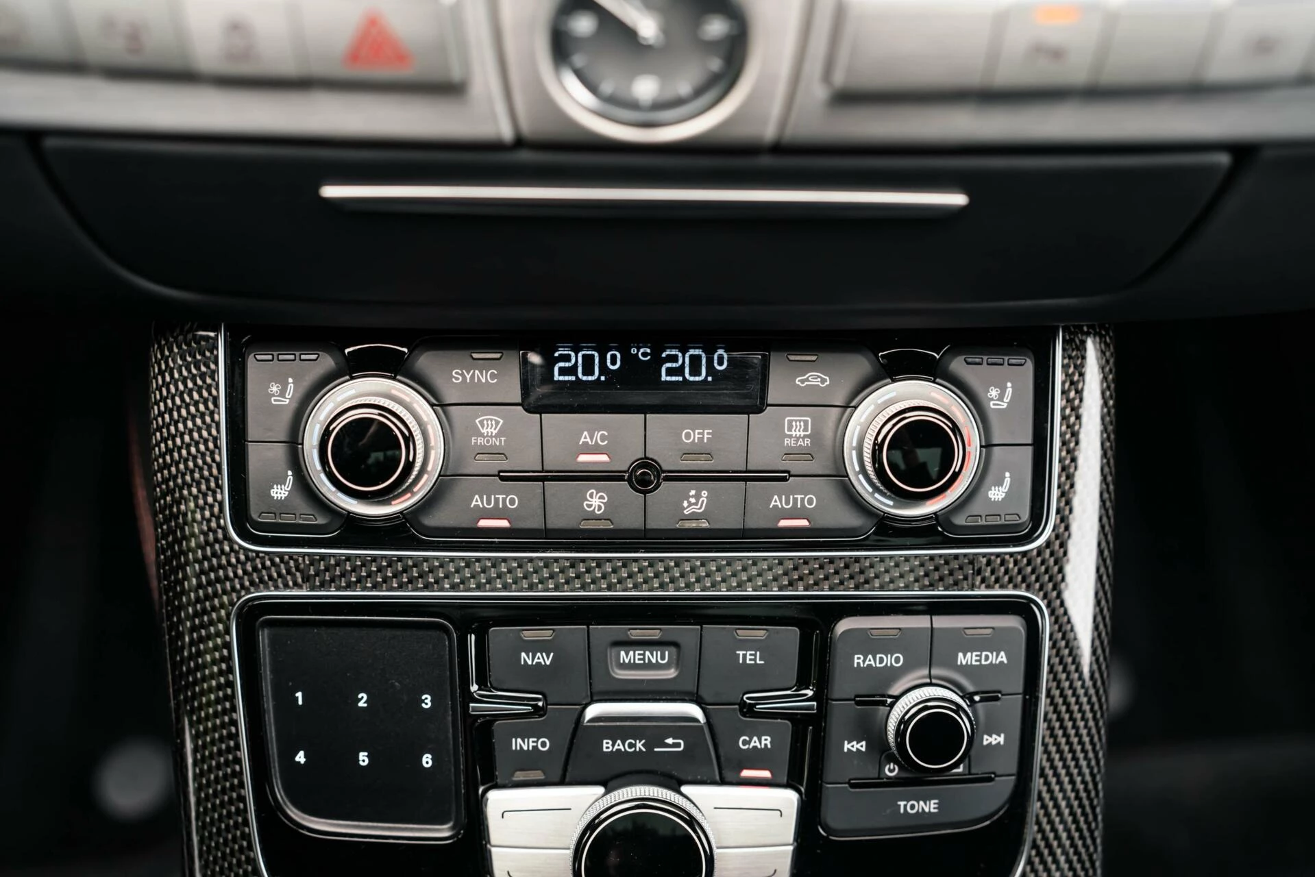 Hoofdafbeelding Audi S8