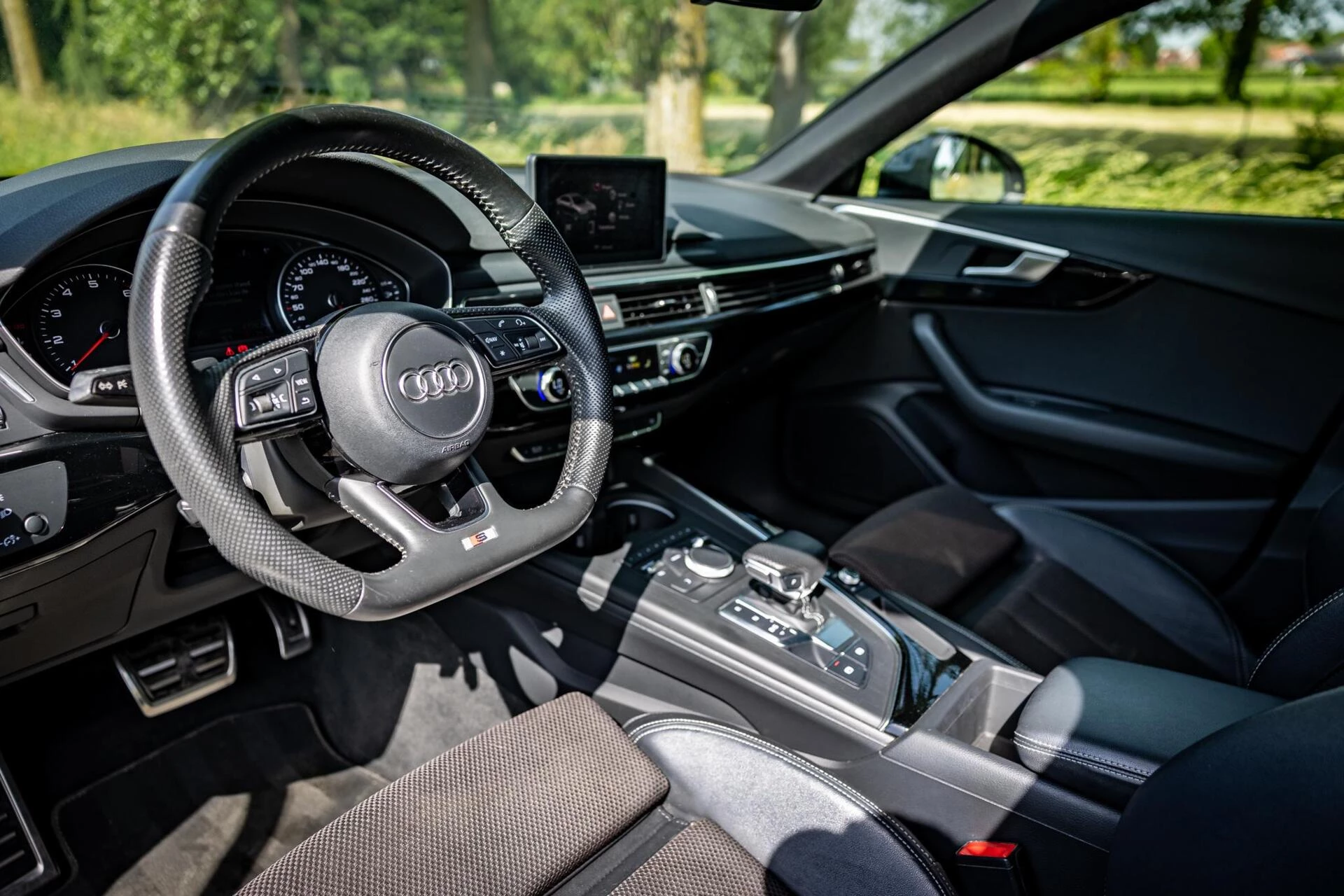 Hoofdafbeelding Audi A4