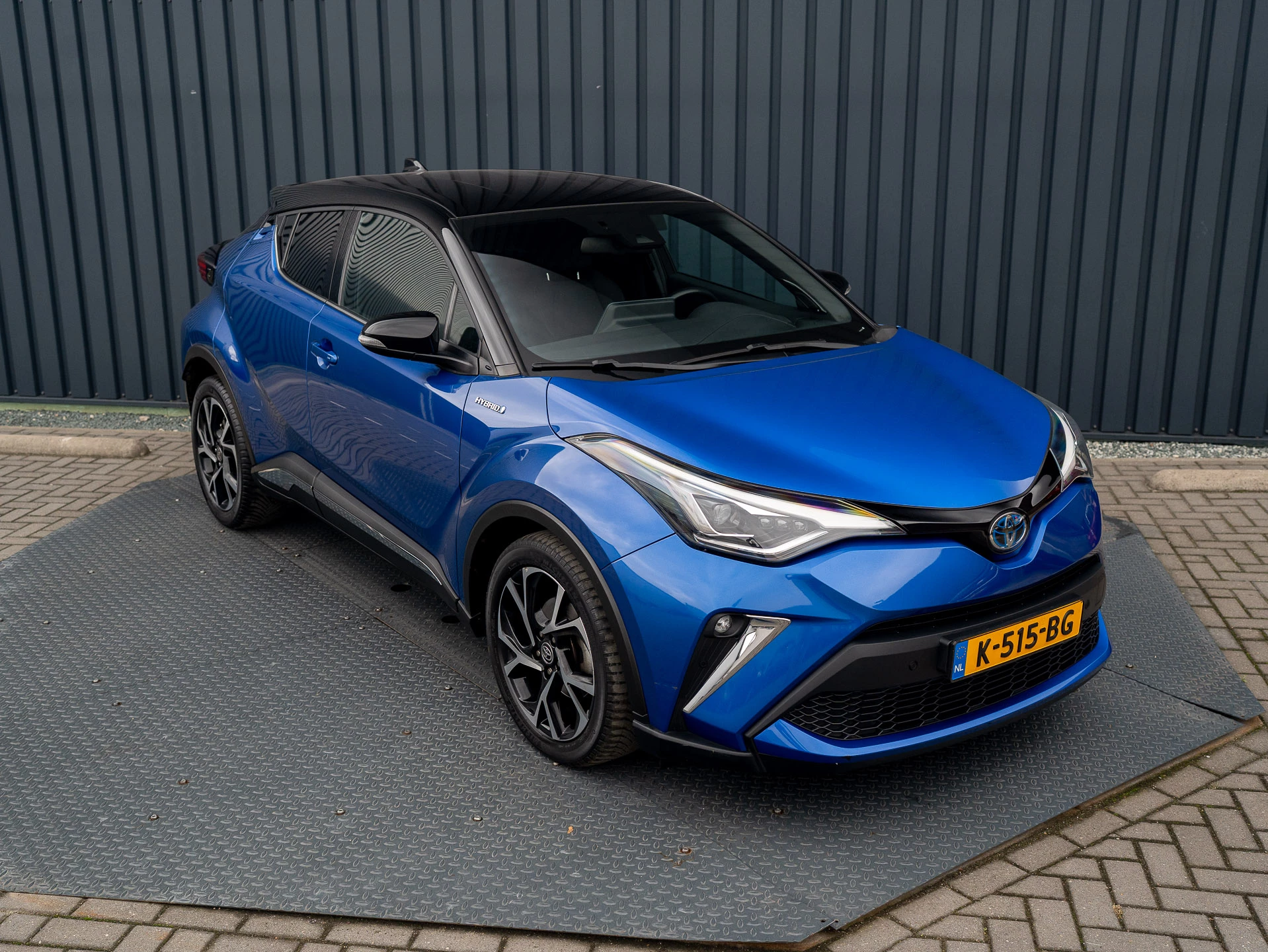 Hoofdafbeelding Toyota C-HR