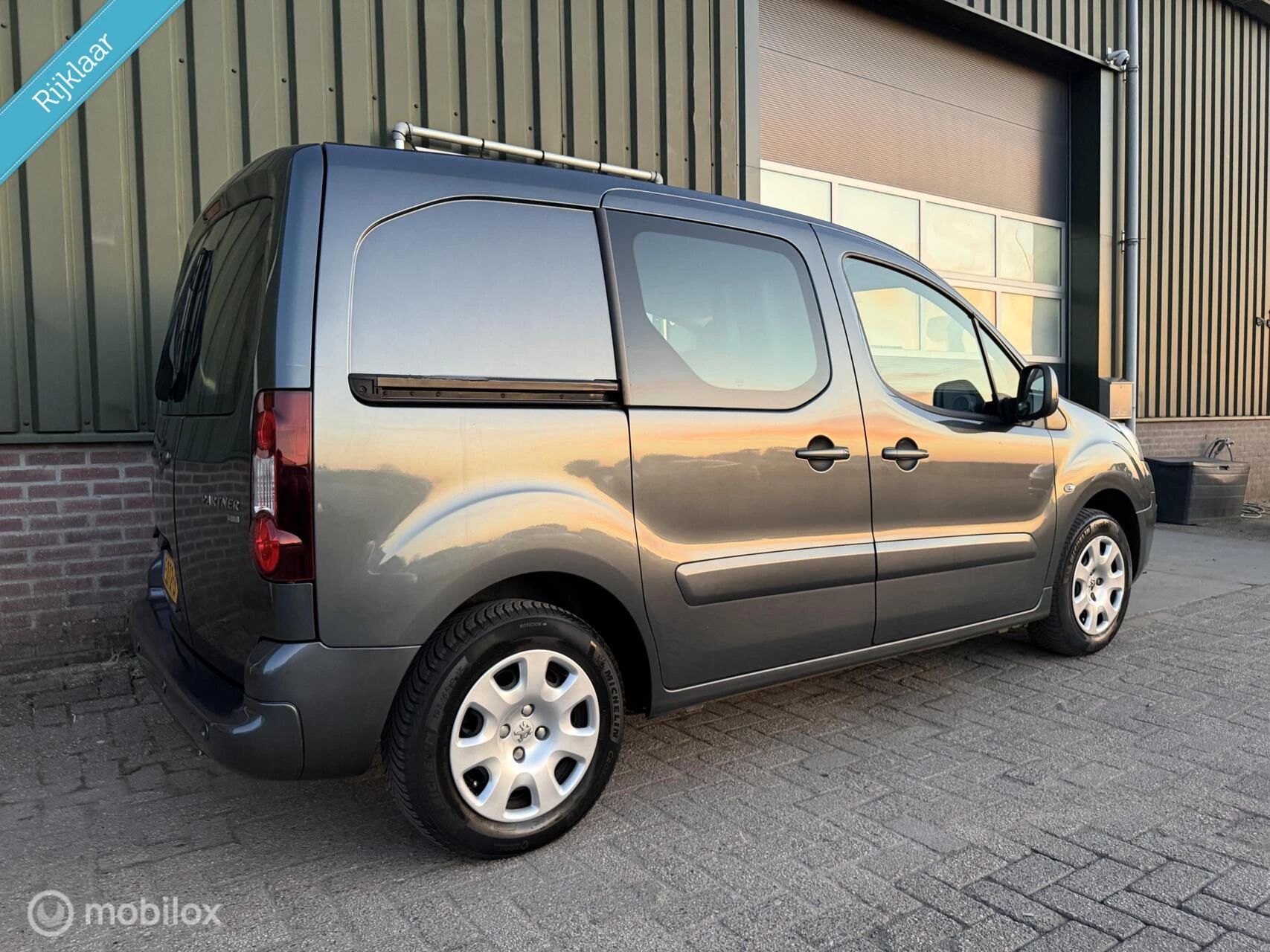 Hoofdafbeelding Peugeot Partner