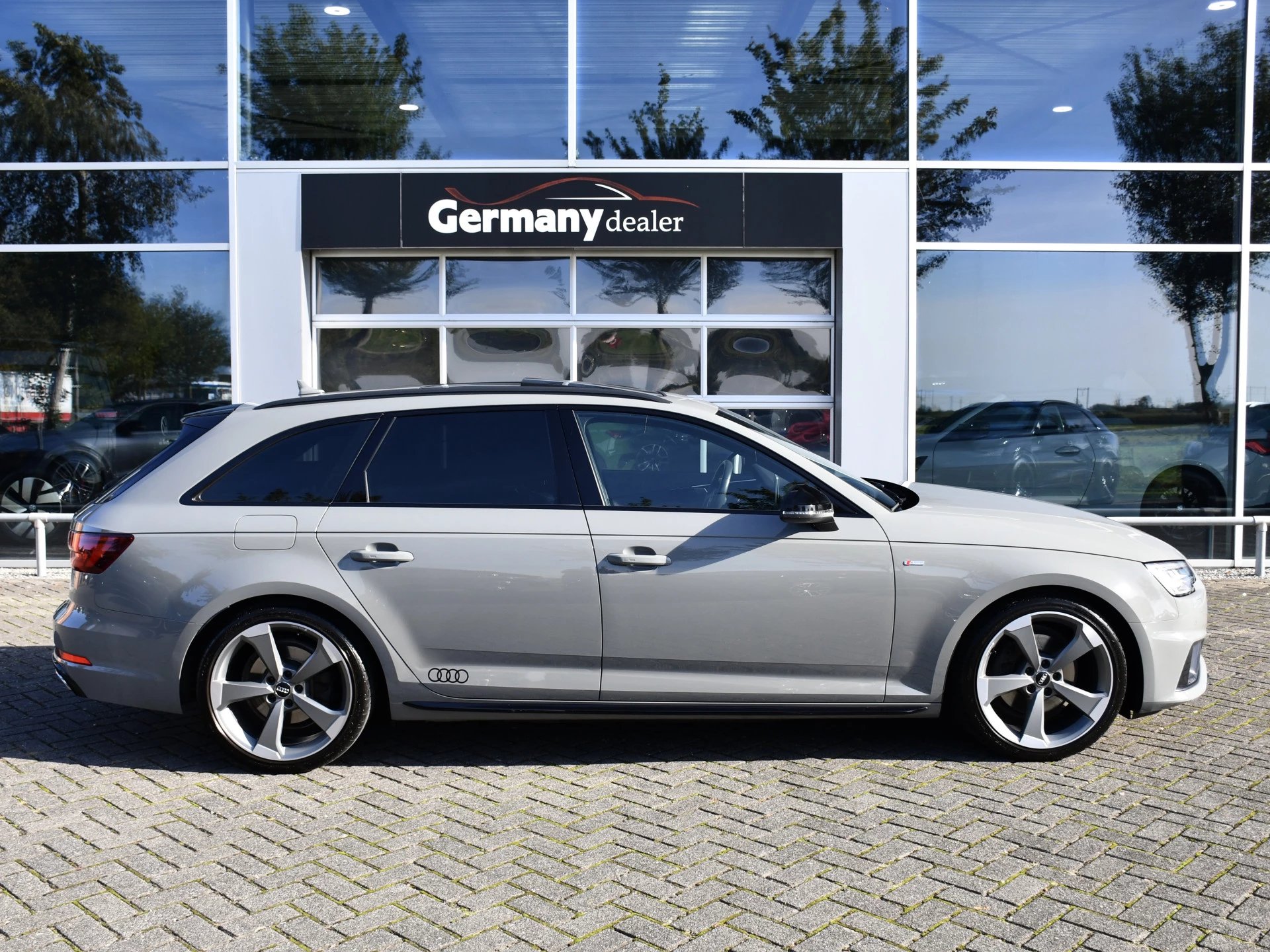 Hoofdafbeelding Audi A4