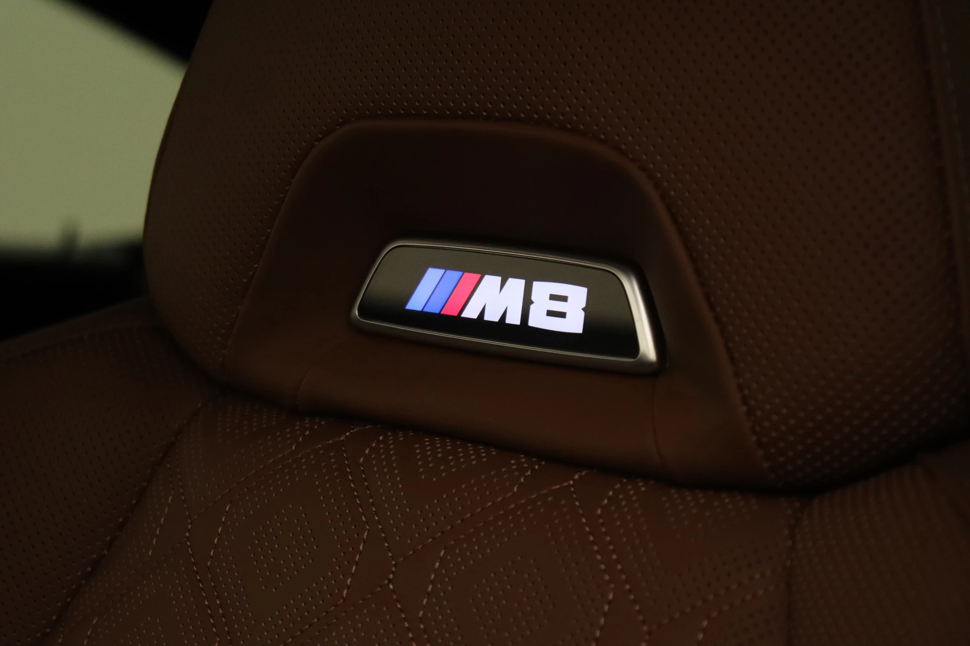 Hoofdafbeelding BMW M8