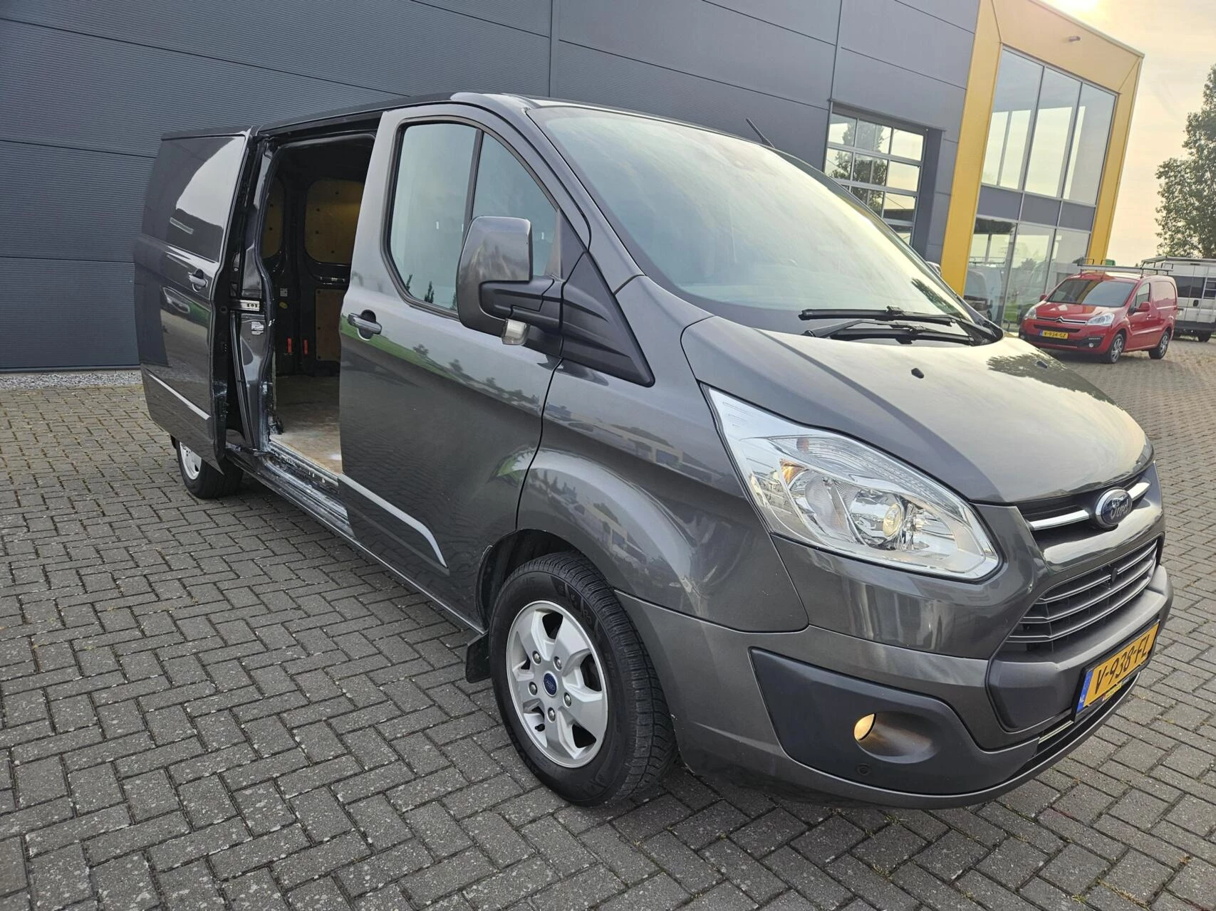 Hoofdafbeelding Ford Transit Custom