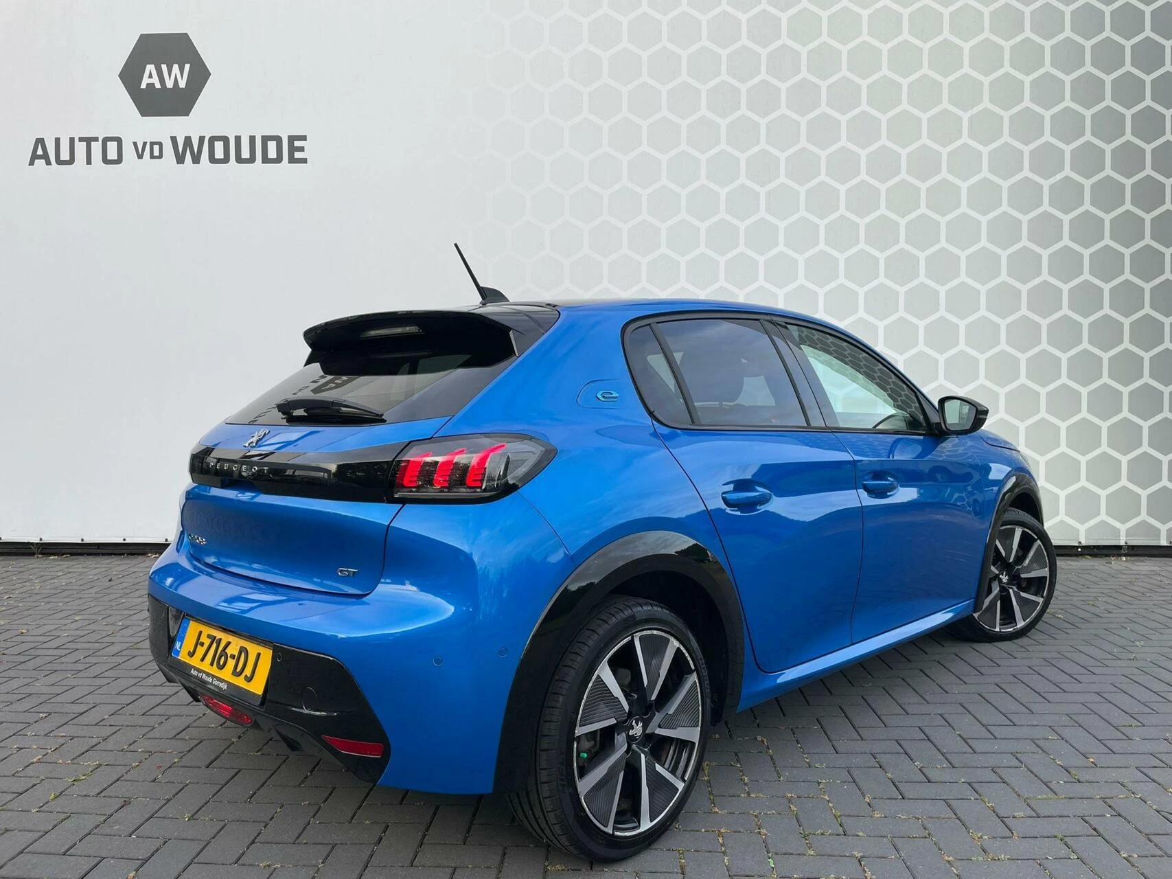 Hoofdafbeelding Peugeot e-208