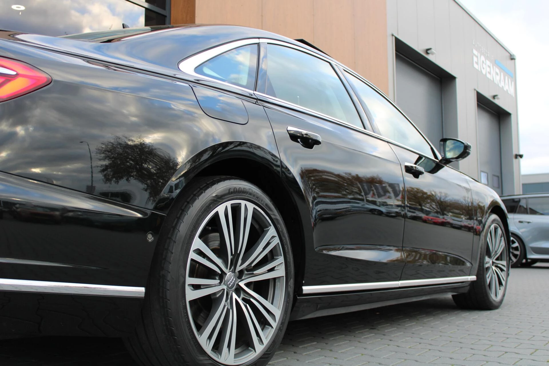 Hoofdafbeelding Audi A8