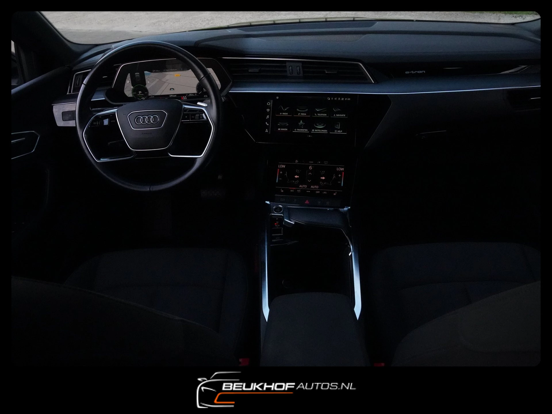 Hoofdafbeelding Audi e-tron