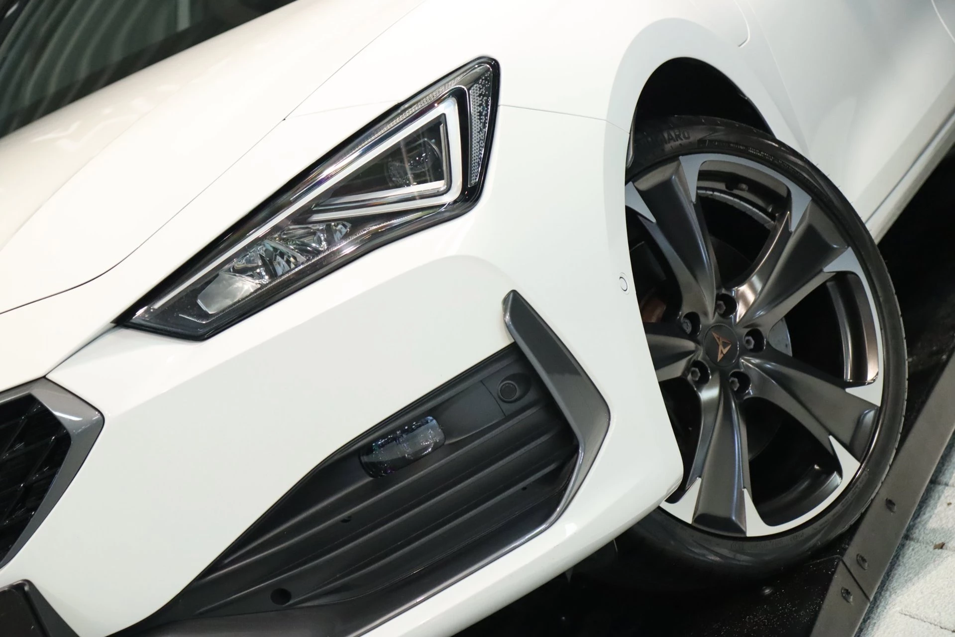 Hoofdafbeelding CUPRA Leon