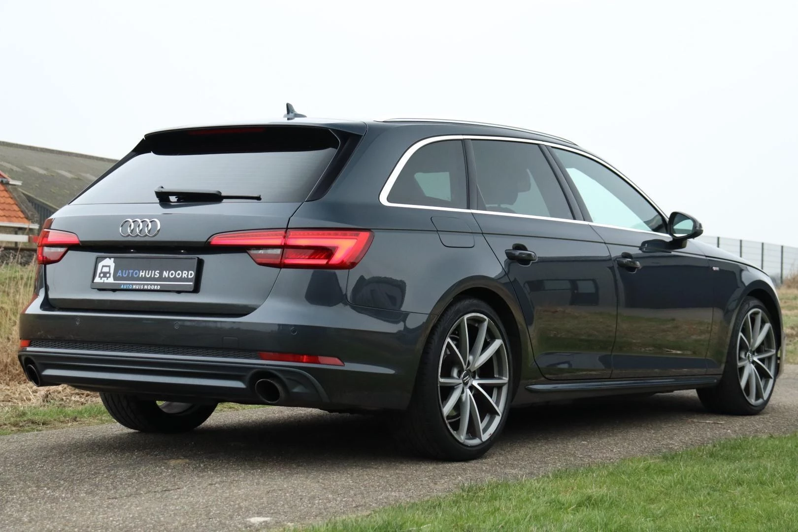 Hoofdafbeelding Audi A4