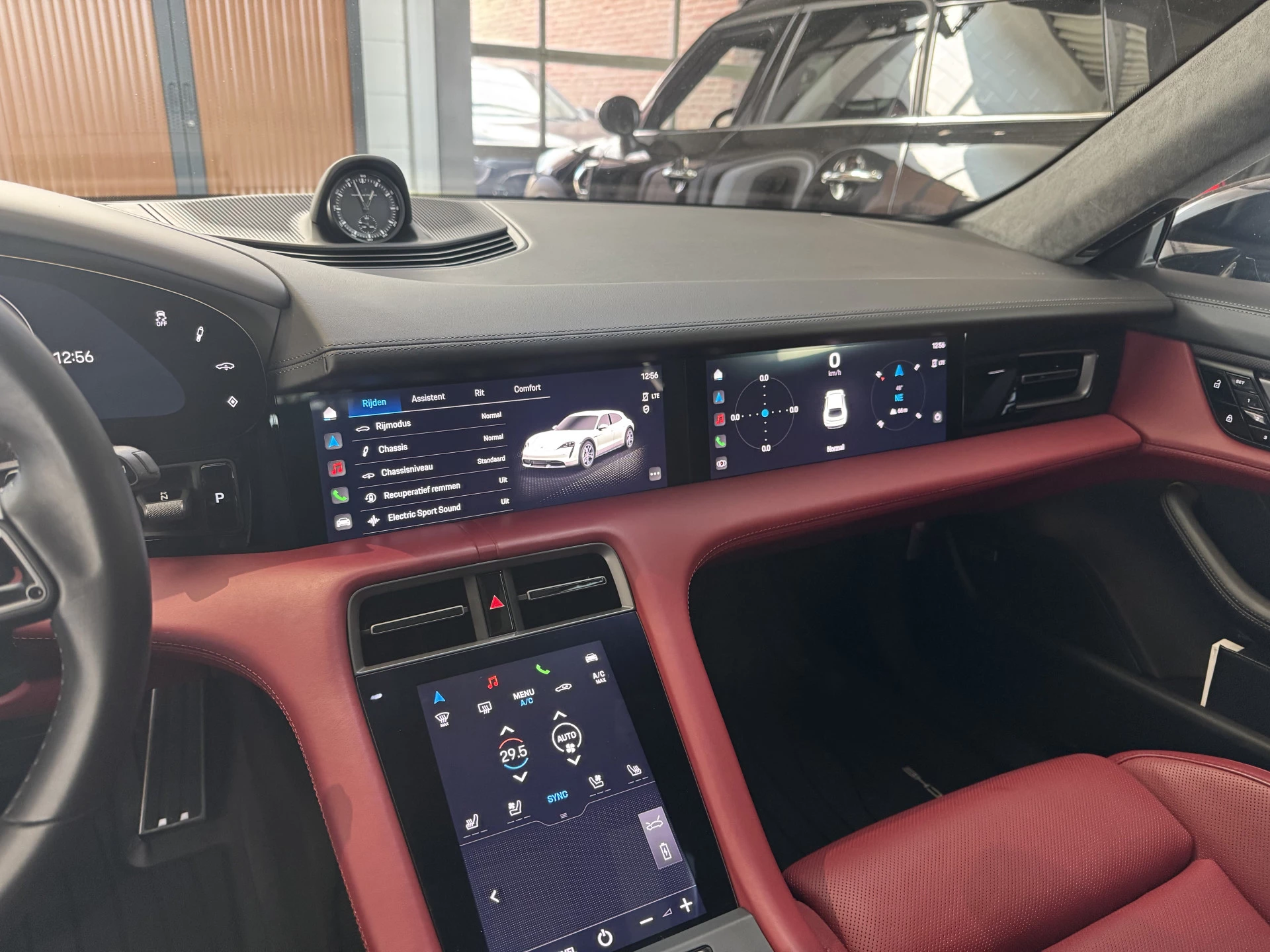 Hoofdafbeelding Porsche Taycan