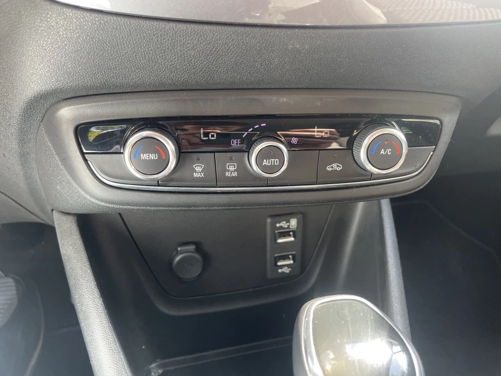 Hoofdafbeelding Opel Crossland X