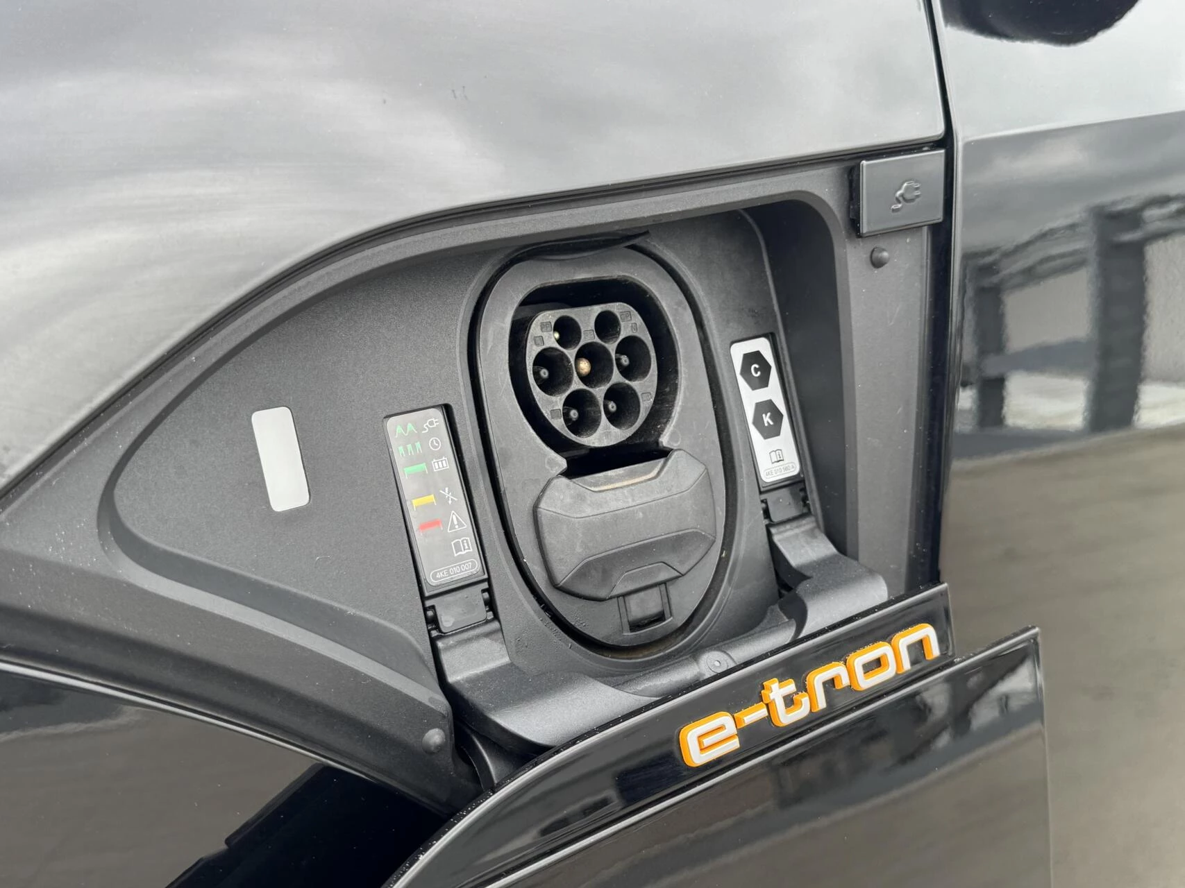 Hoofdafbeelding Audi e-tron