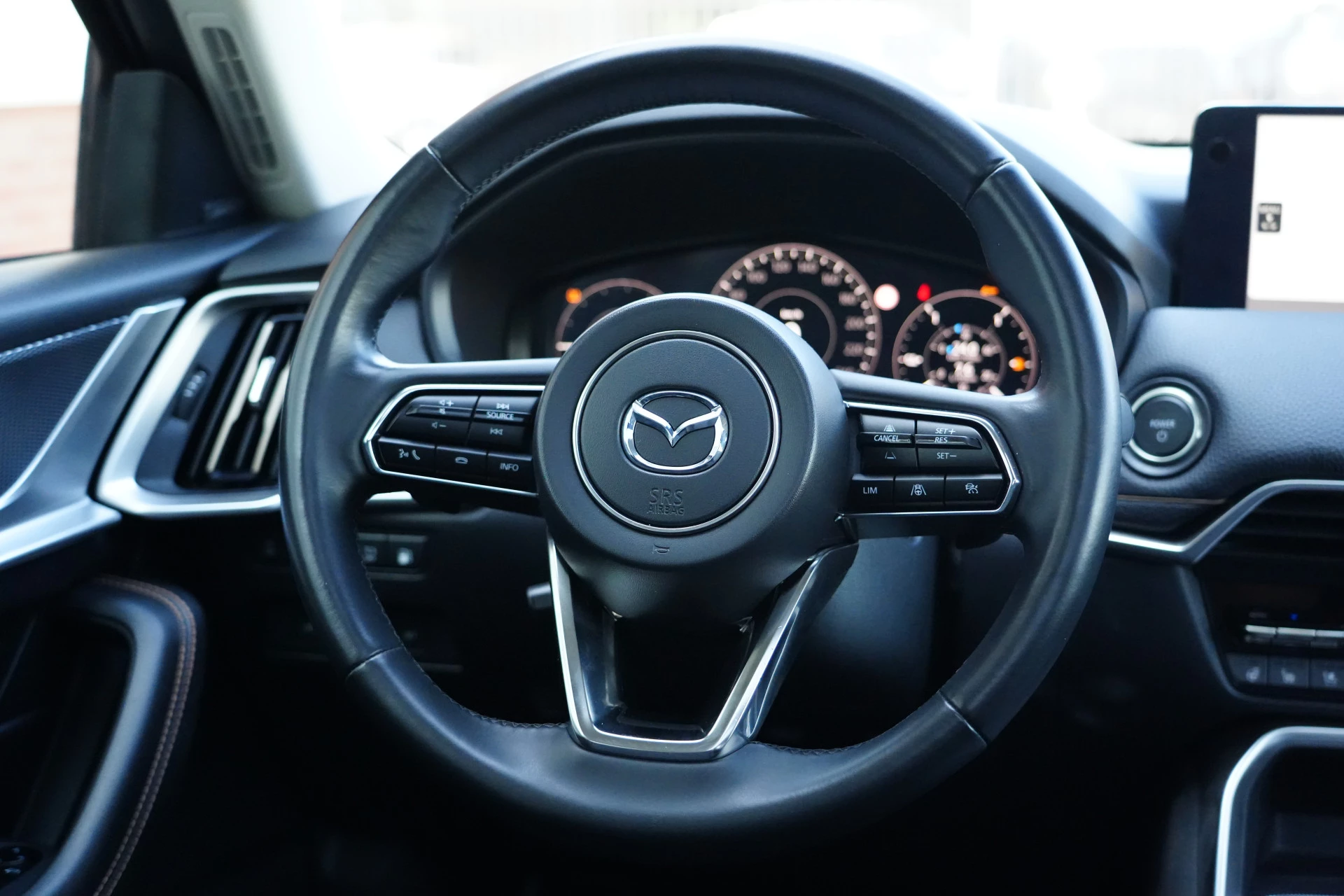 Hoofdafbeelding Mazda CX-60