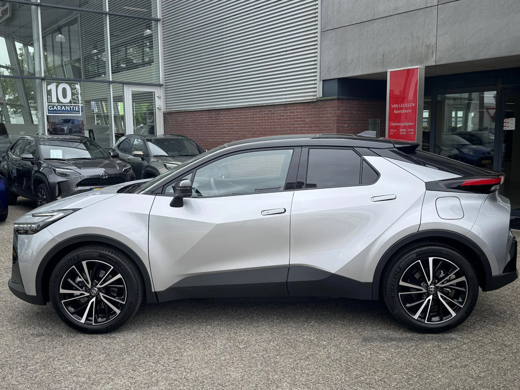 Hoofdafbeelding Toyota C-HR