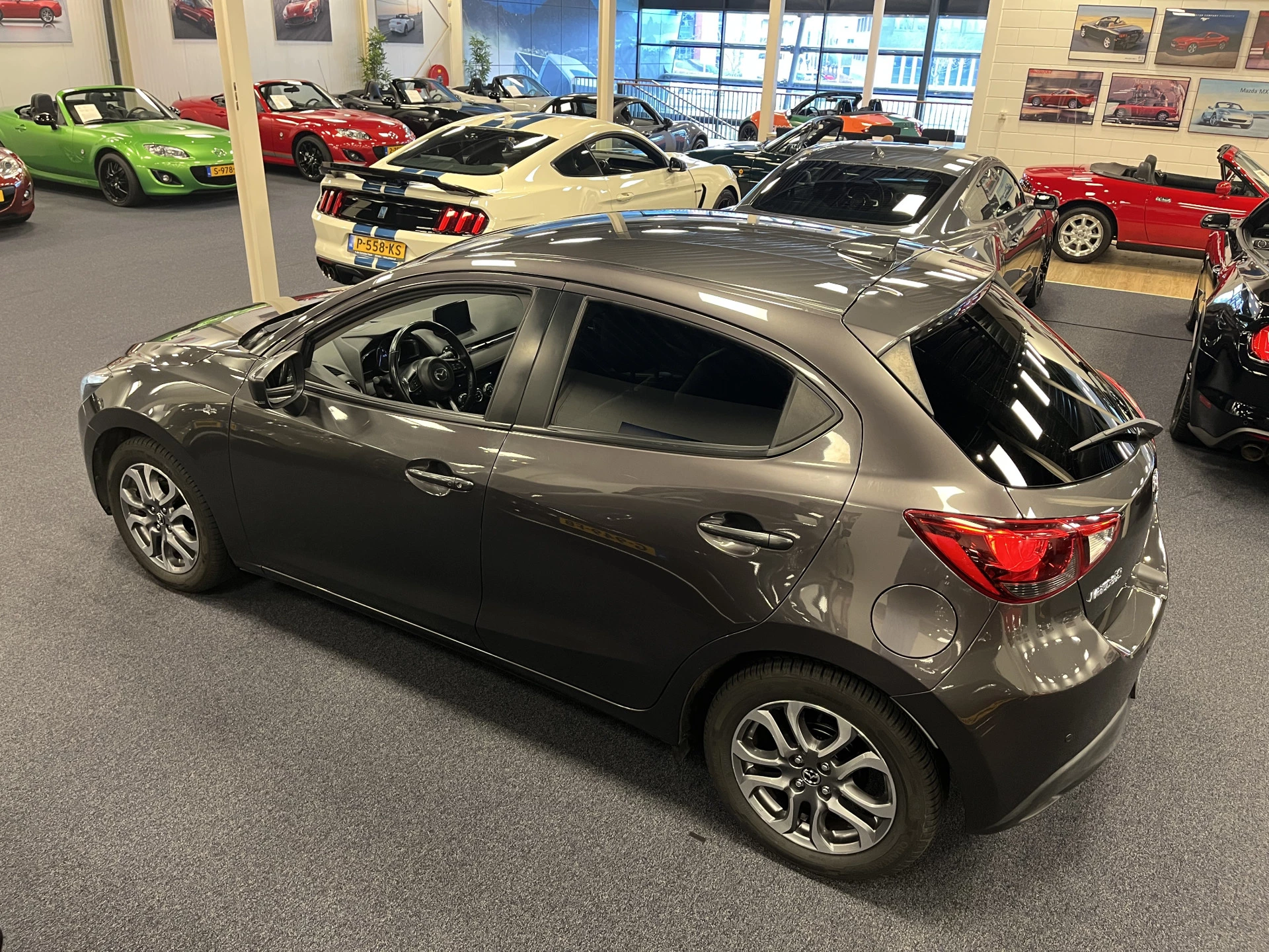Hoofdafbeelding Mazda 2