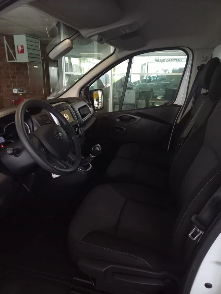 Hoofdafbeelding Nissan NV300