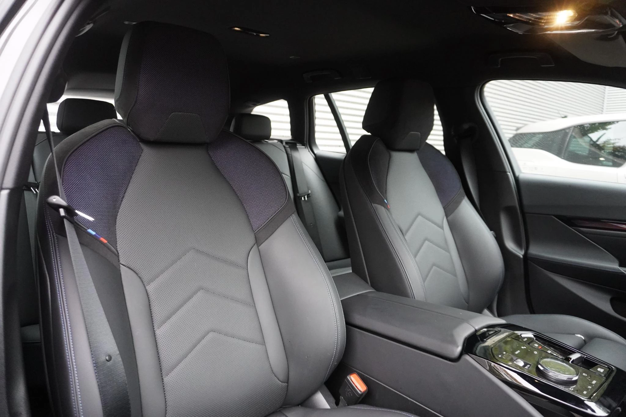 Hoofdafbeelding BMW i5