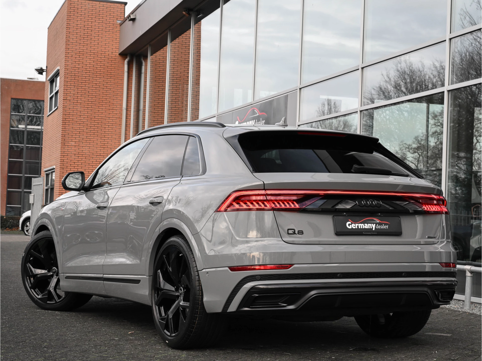 Hoofdafbeelding Audi Q8