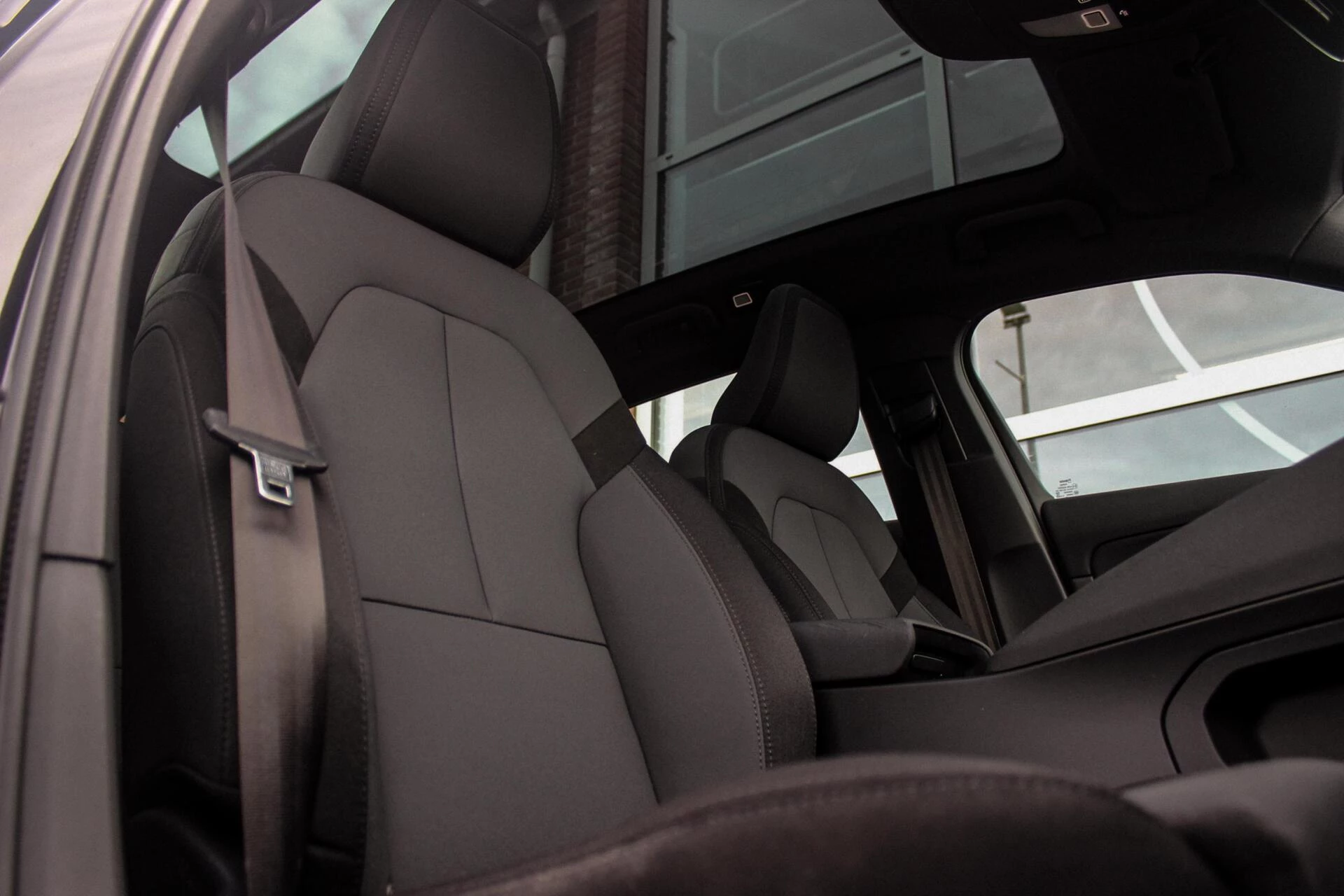 Hoofdafbeelding Polestar 2