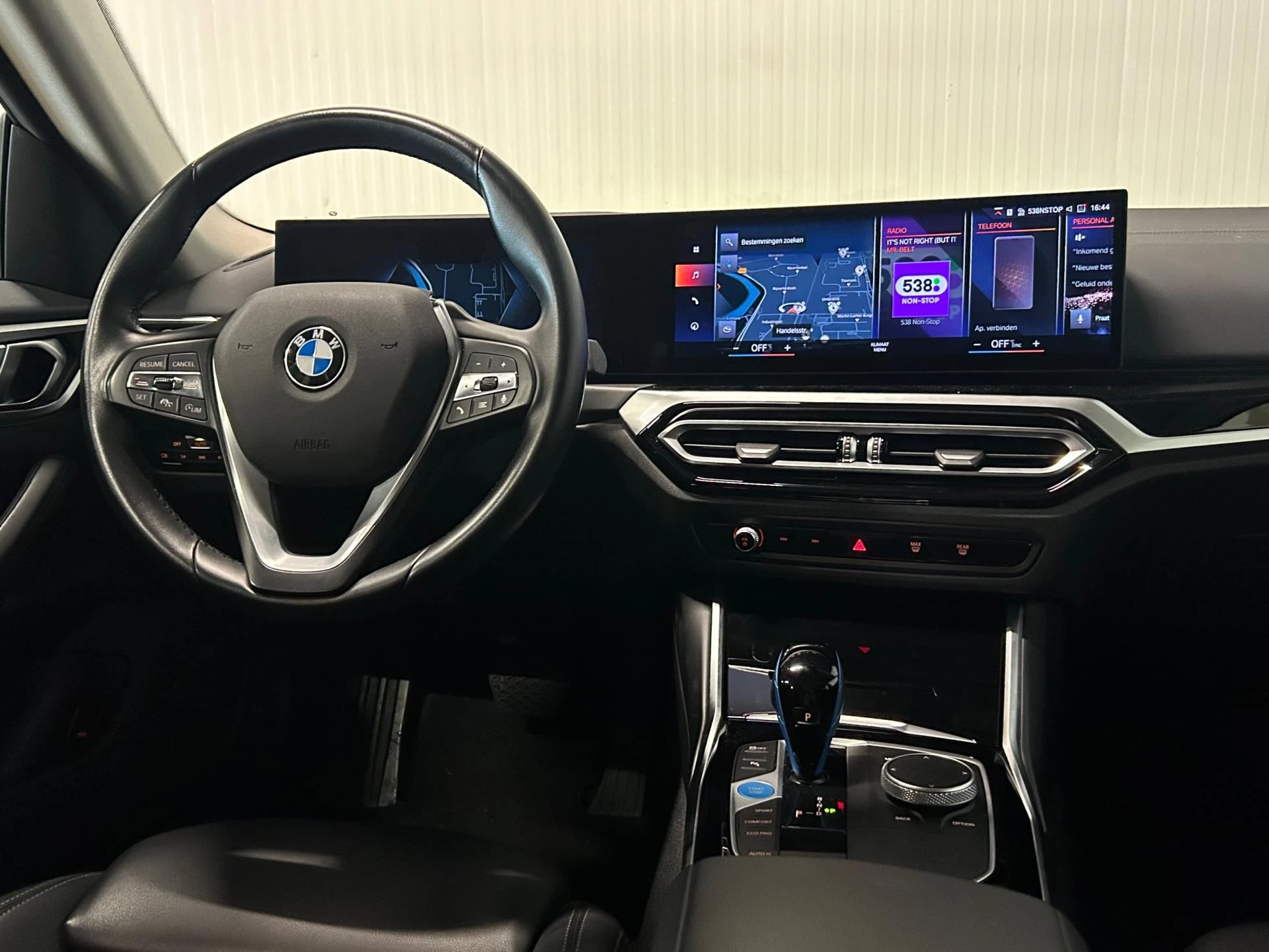 Hoofdafbeelding BMW i4