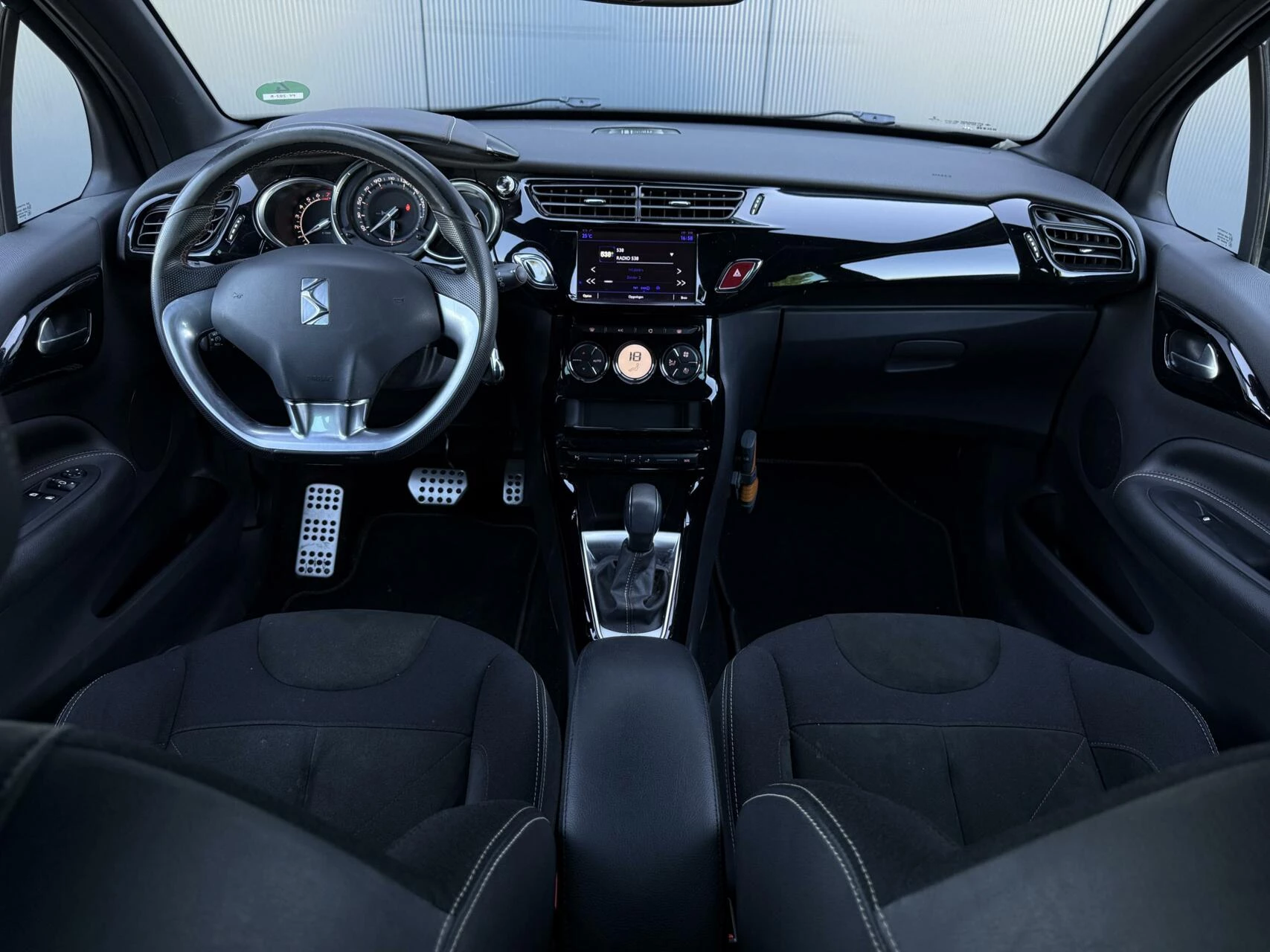 Hoofdafbeelding DS DS 3