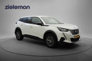 Peugeot e-2008 Active Pack 50 kWh - Carplay, Stoelverwarming, SOH 92%