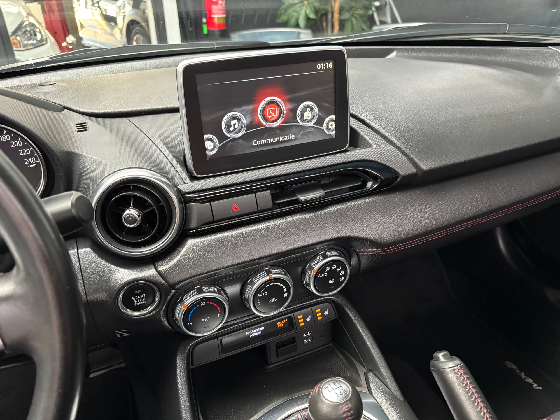 Hoofdafbeelding Mazda MX-5