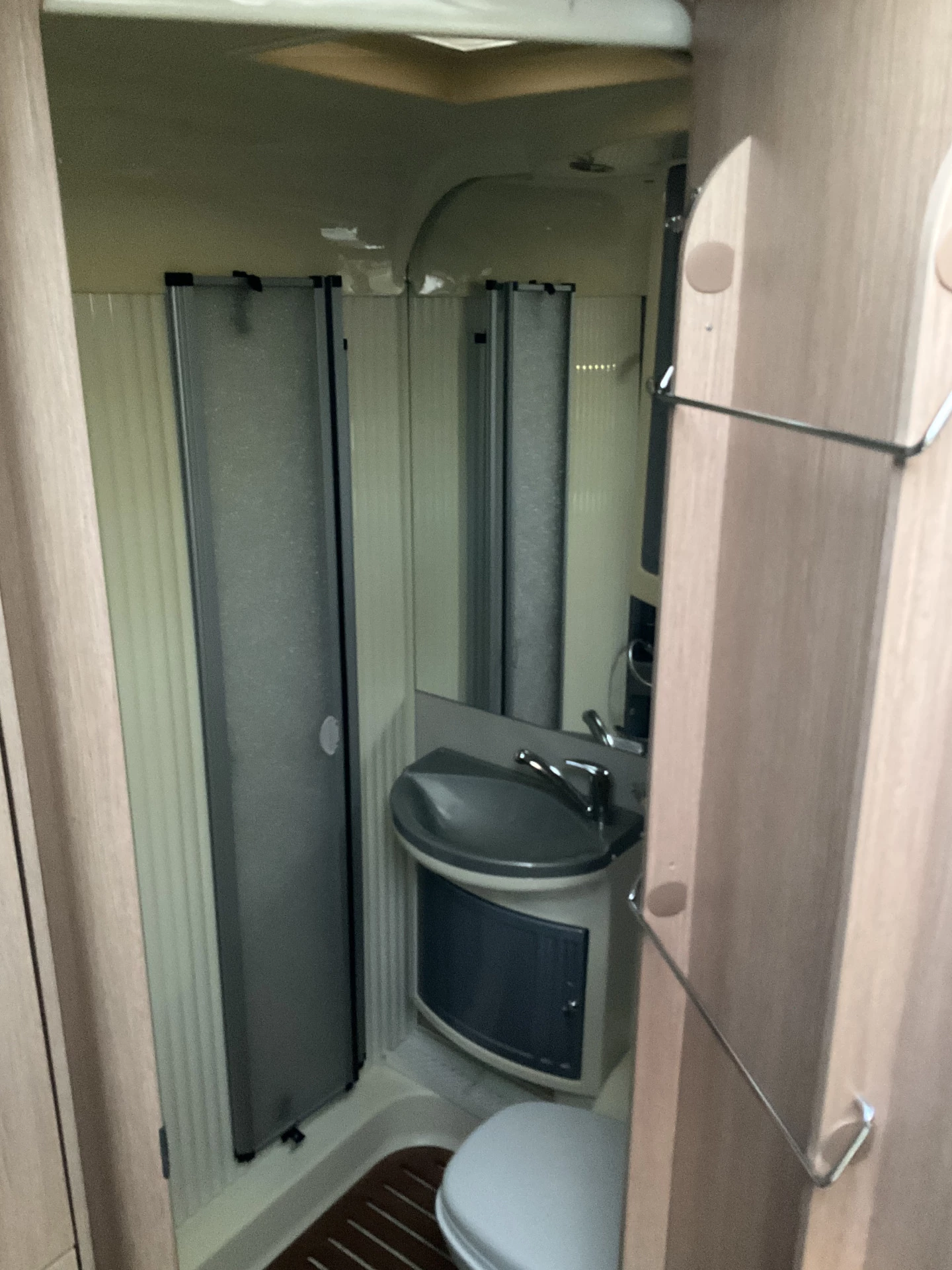 Hoofdafbeelding Carado T 59 2.3 131pk Airco Cruise Trekhaak Fietsendrager 2-Persoons Sunlight Carado