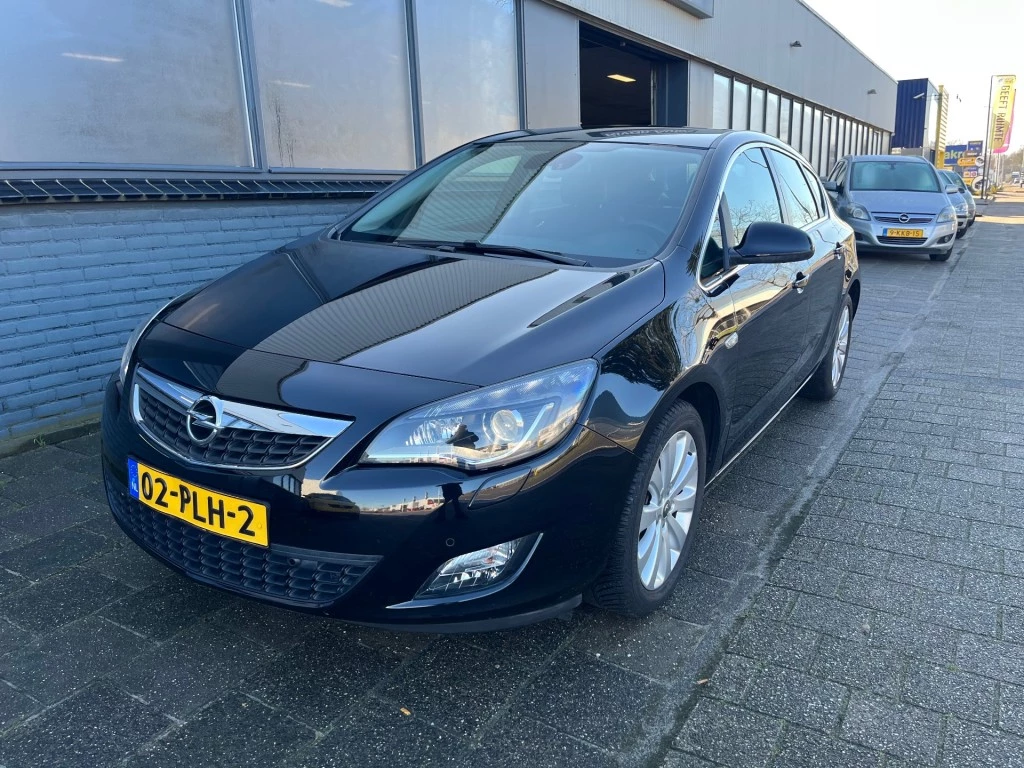 Hoofdafbeelding Opel Astra
