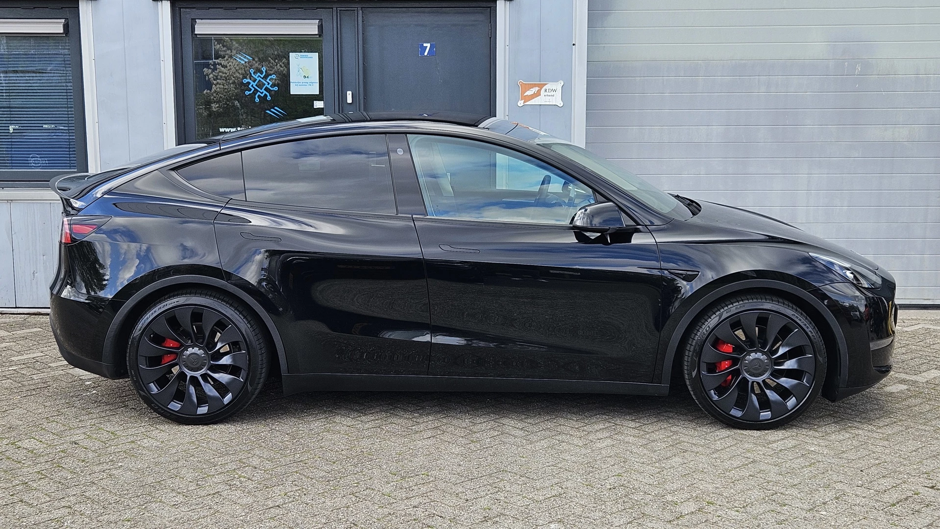 Hoofdafbeelding Tesla Model Y