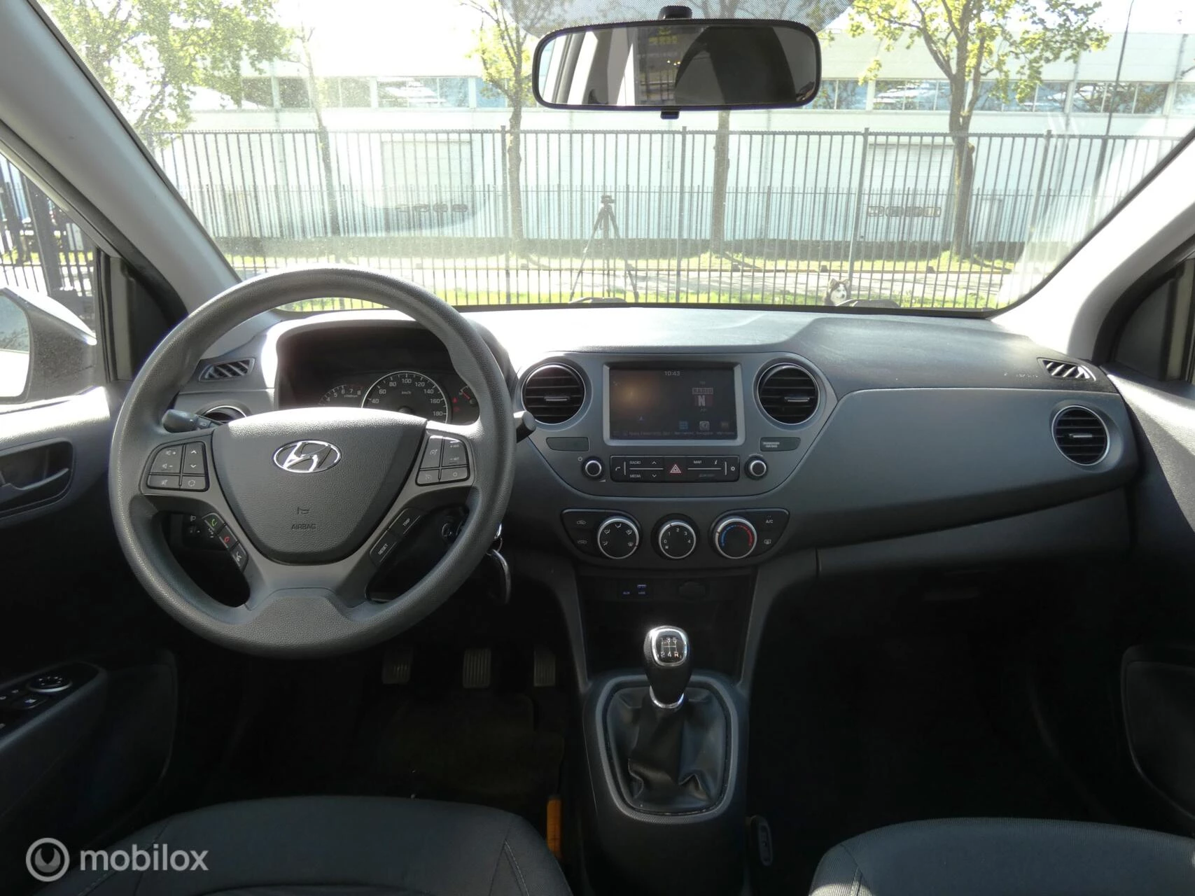 Hoofdafbeelding Hyundai i10