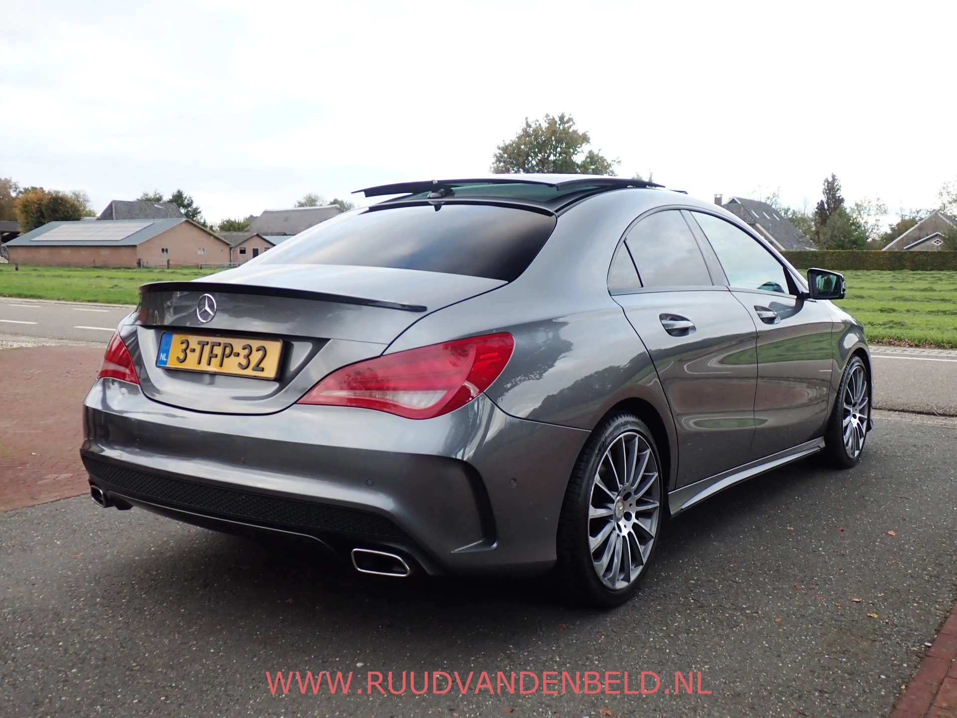 Hoofdafbeelding Mercedes-Benz CLA